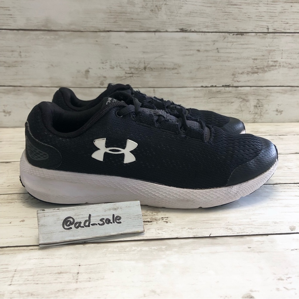 Under ARMOUR Charged Pursuit Young Black/White Sneakers Size 5Y
